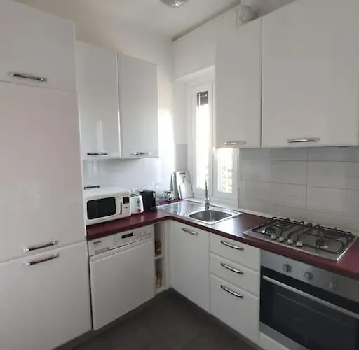 Bilocale Luminoso E Accogliente Zona Marche * Milán