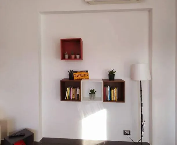 Bilocale Luminoso E Accogliente Zona Marche