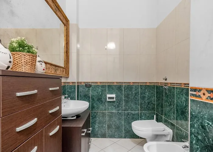 Ca36 - Luxurious Central - Romantic *