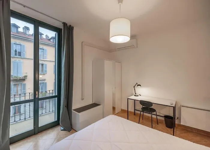 Navigli Ringhiera House