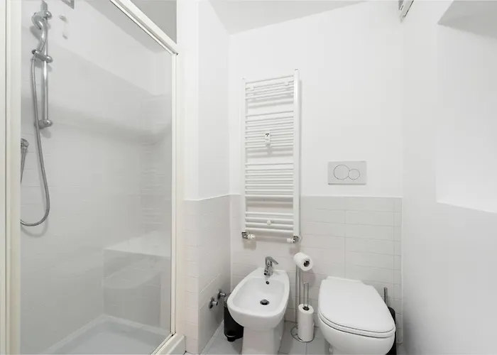 דירה Con Metro Diretta 10 Minuti Duomo מילאנו