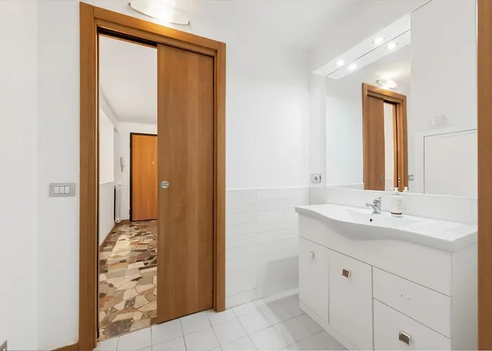 דירה Con Metro Diretta 10 Minuti Duomo *