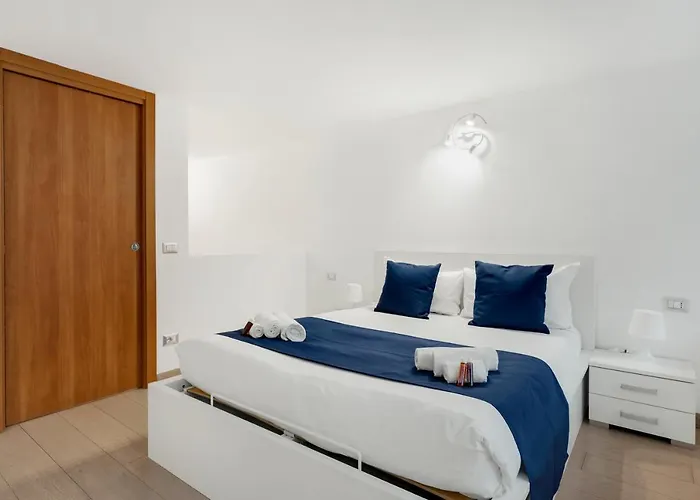 Con Metro Diretta 10 Minuti Duomo *