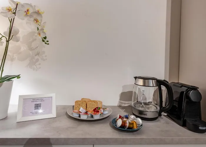 Monte Nero, 62 - Comodo E In Posizione *