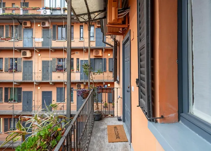 Monte Nero, 62 - Comodo E In Posizione 밀라노