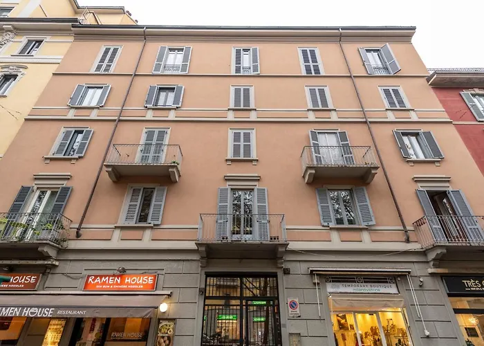 Monte Nero, 62 - Comodo E In Posizione * Milano