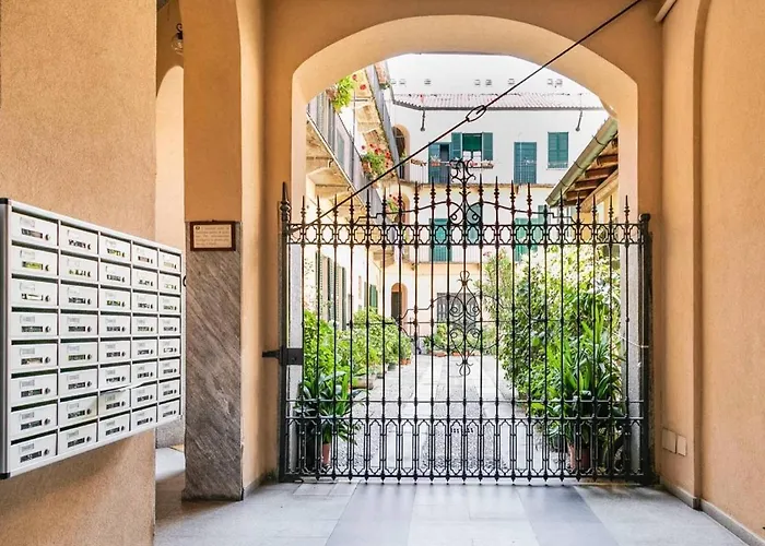 The Nest Of Navigli District * Milán