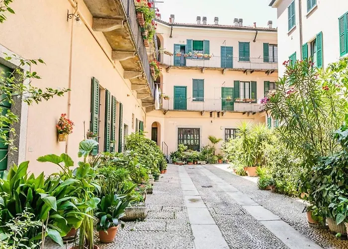 The Nest Of Navigli District * Milán