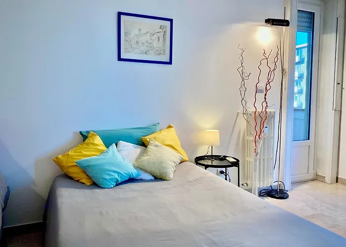 בית הארחה Stanza Cristina E Patrizia Fiere E Moda M4 California Self-check-in