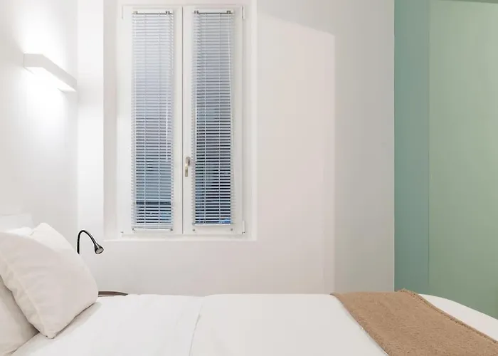 Mora Flexyrent A.c. - Colonne Apartman