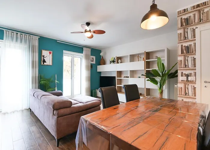 Mila Battista Lejlighed