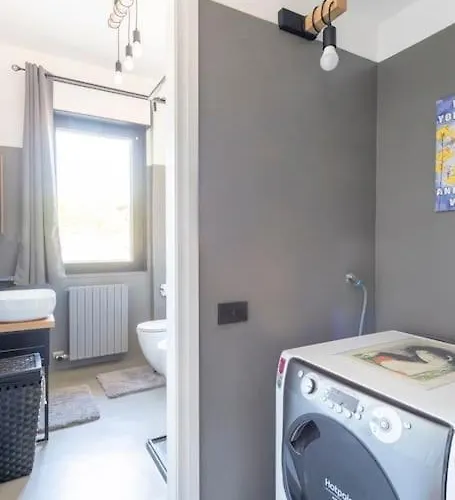 Infinite Dreams 1 Min Mm1 Milano