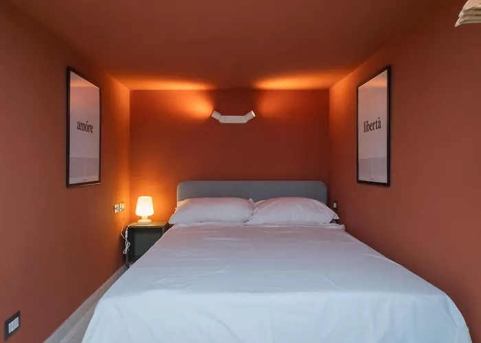 Ihost - Romilli 17a Appartement *