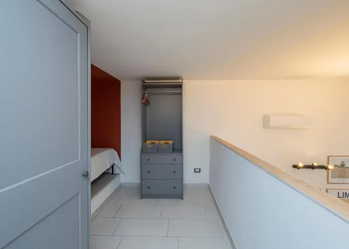 Ihost - Romilli 17a Appartement Milaan