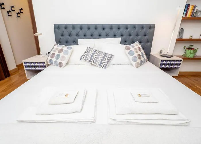 La Dolce Vita In Center