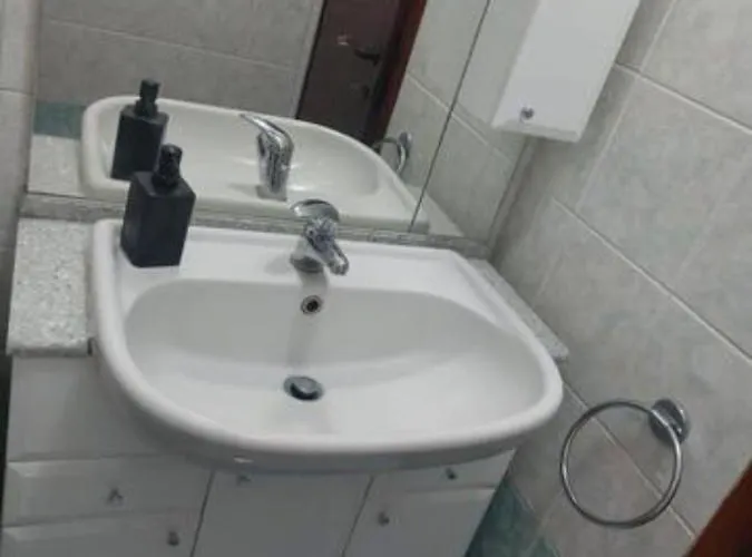 Penzion Singola Nel Vicino Metro