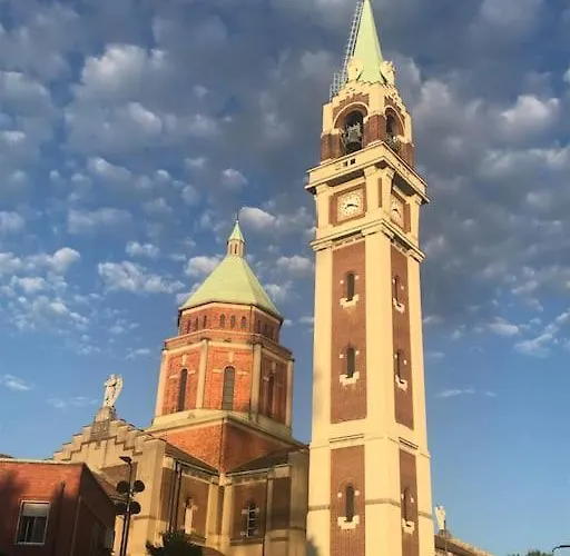 Casa Pao, Typical House In Near The Center Apartment Milan