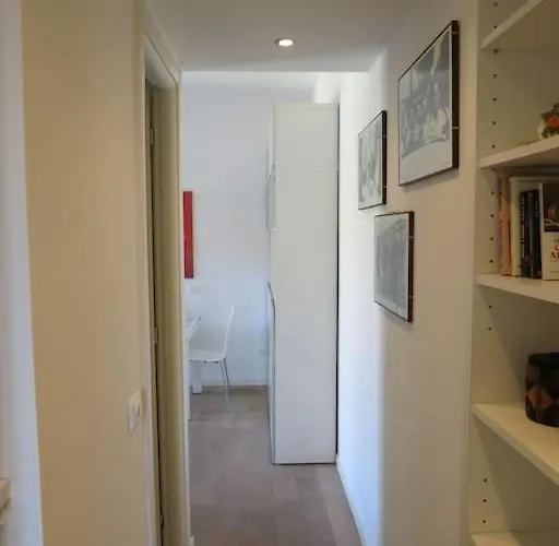 Casa Pao, Typical House In Near The Center Apartment Milan