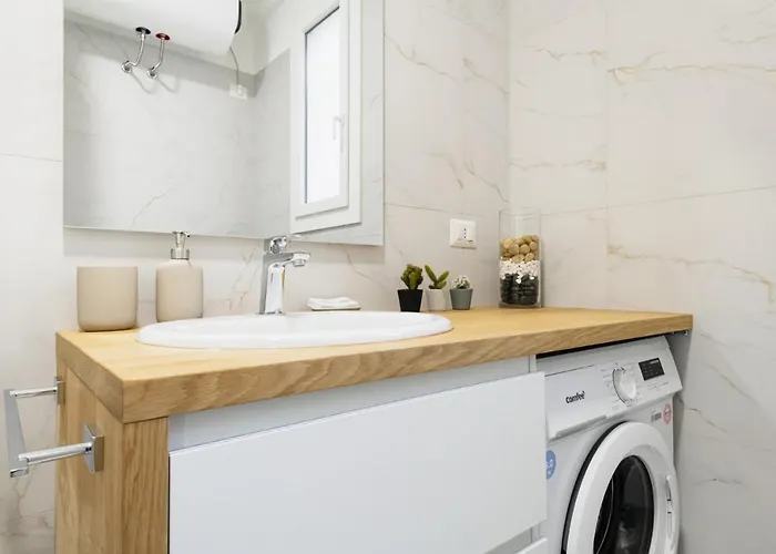 Easylife - - Col Di Lana 6a - Navigli *