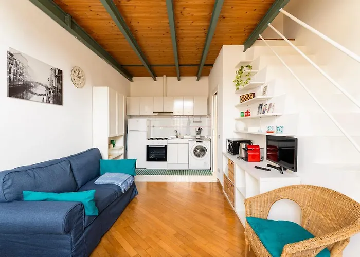 Loft Navigli Porta Genova * Милан