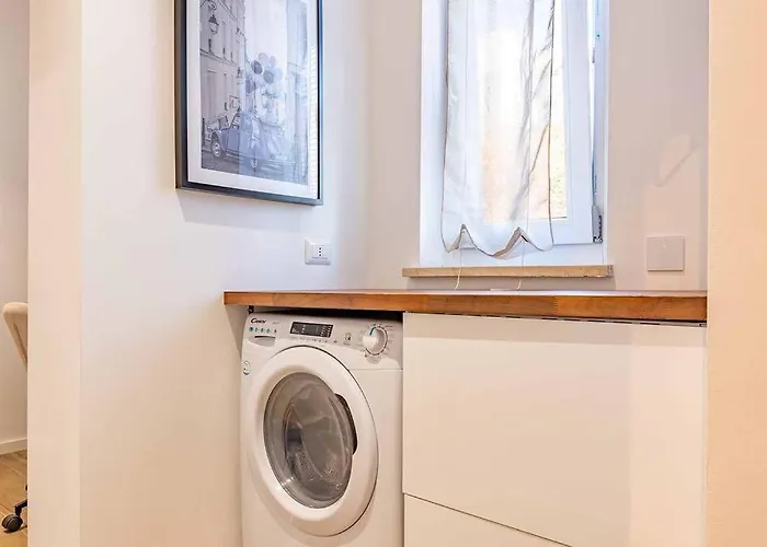 Guest Planet - Stylish Flat Bisceglie M1 Милан