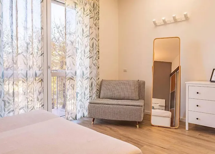 Guest Planet - Stylish Flat Bisceglie M1