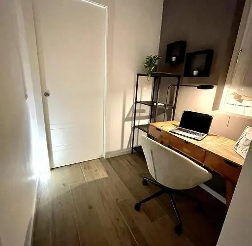 Guest Planet - Stylish Flat Bisceglie M1