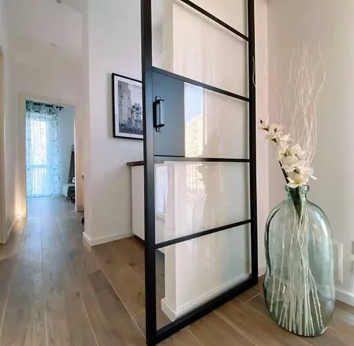 Guest Planet - Stylish Flat Bisceglie M1 Милан