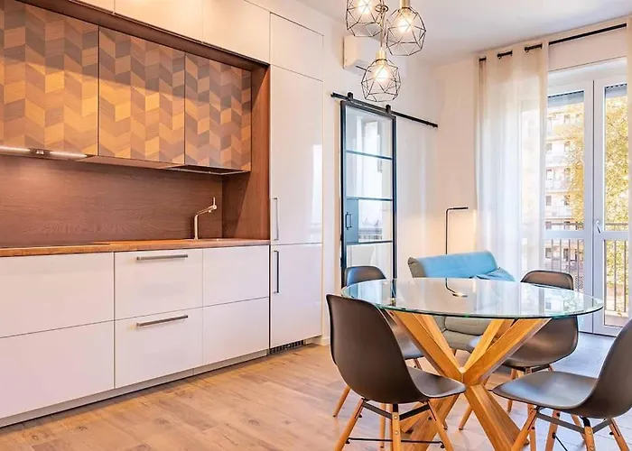 Guest Planet - Stylish Flat Bisceglie M1 * Милан