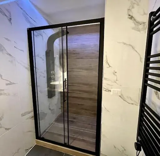 Guest Planet - Stylish Flat Bisceglie M1 *