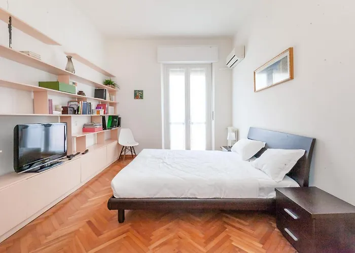 Hotel Double In The Center - 20 Min Walk From Duomo *