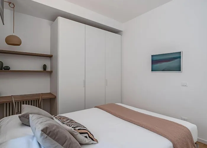 S Agostino - Porta Genova Mailand