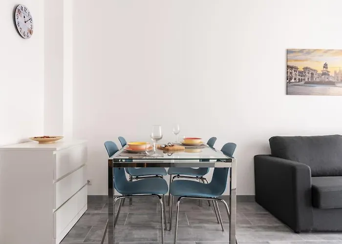 Lägenhet Da Anna E Vanni Ai Navigli *