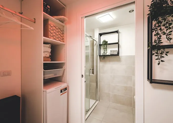 Zaffiro House 公寓 *