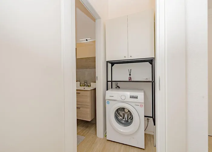 Con Due - Free Parking * Milano