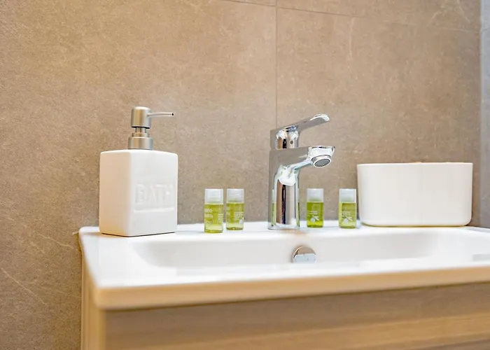 Con Due - Free Parking * Milano