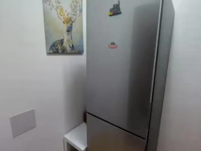 Pensjonat Sala Con Divano Matrimoniale Nel Vicino Metro Mediolan