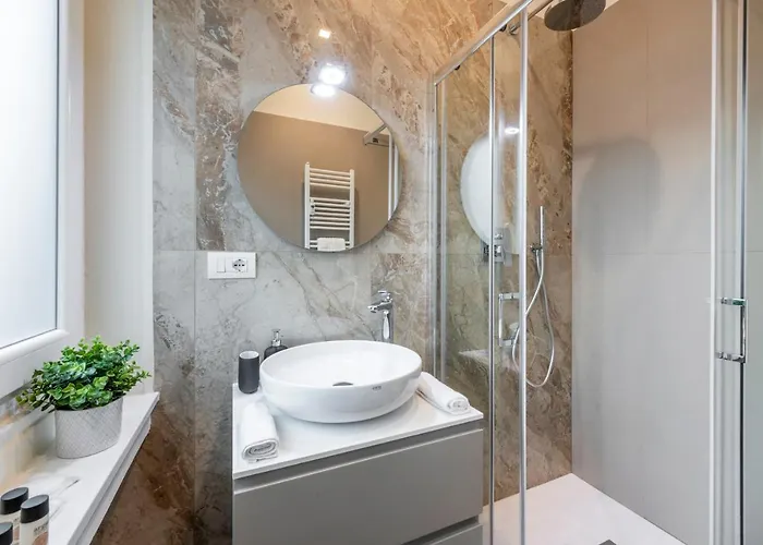 De Amicis, 25 - Nel Cuore Di *