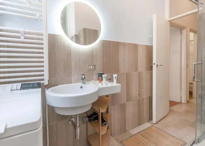 Double In The Center - 20 Min Walk From Duomo Hotel