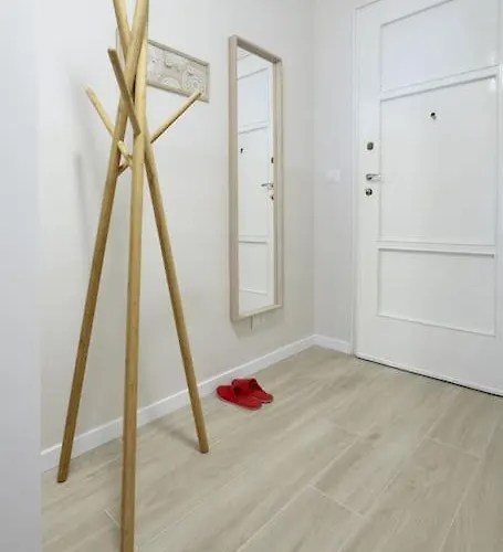 Appartement Youhosty - Pellegrini 8/4