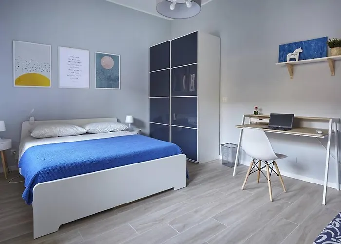 Youhosty - Pellegrini 8/4 Milán