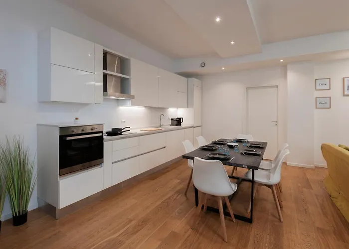 Deluxe 120 Mq , 4 Minuti A Piedi Dai Navigli