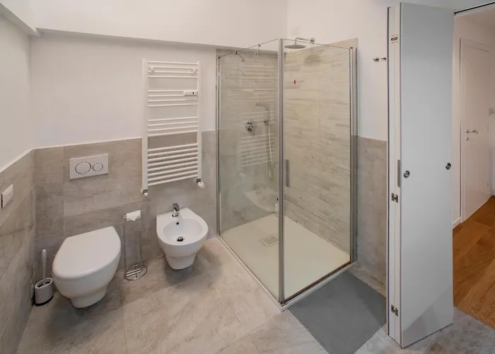 Deluxe 120 Mq , 4 Minuti A Piedi Dai Navigli *