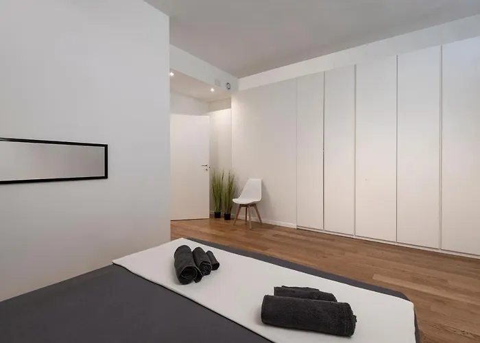 Deluxe 120 Mq , 4 Minuti A Piedi Dai Navigli