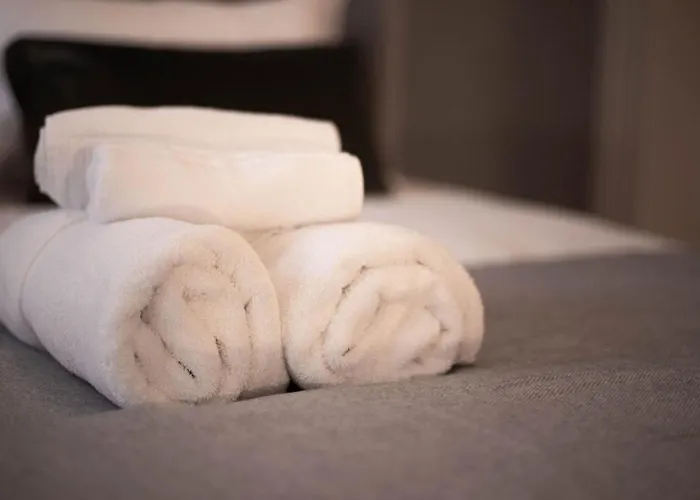 Exclusive Retreat Few Steps From Duomo - 1 *