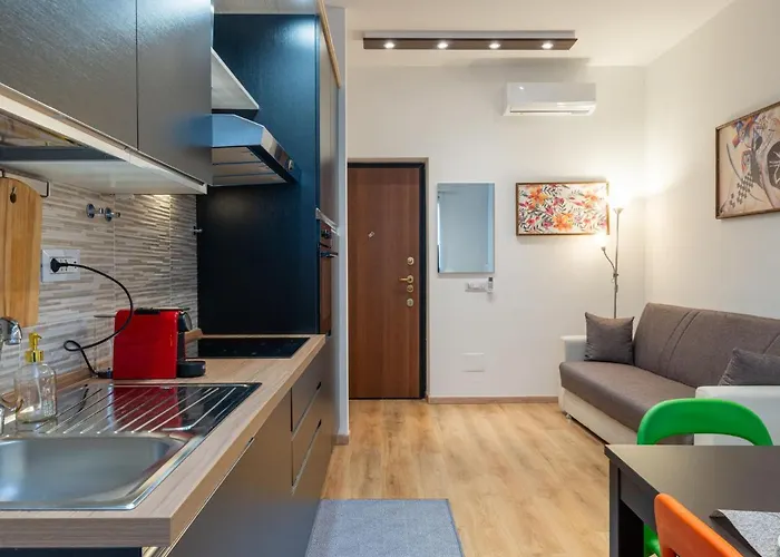 Contarini By Interhome Lägenhet Milano
