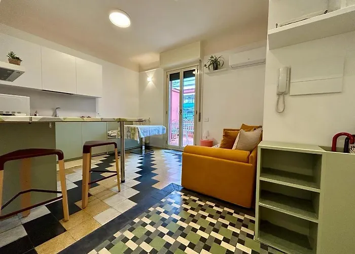 Kibilu - Via Cibrario Linea Rossa Metro Rovereto - Vicinanze Stazione