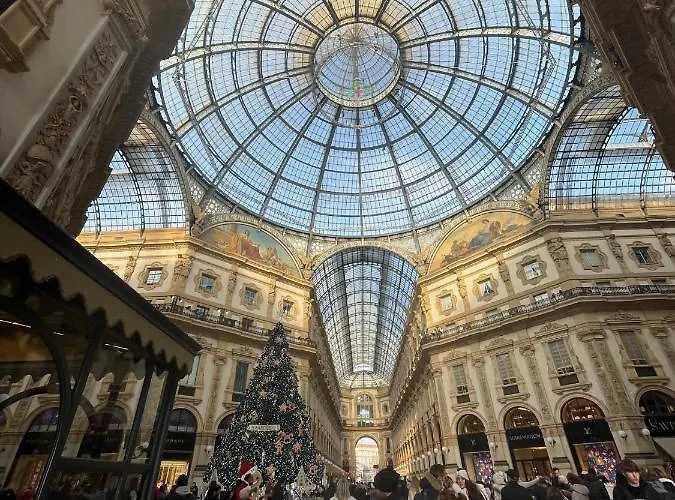 Florence Отель Милан