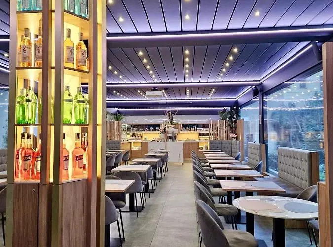 伯尔扎诺酒店 3*