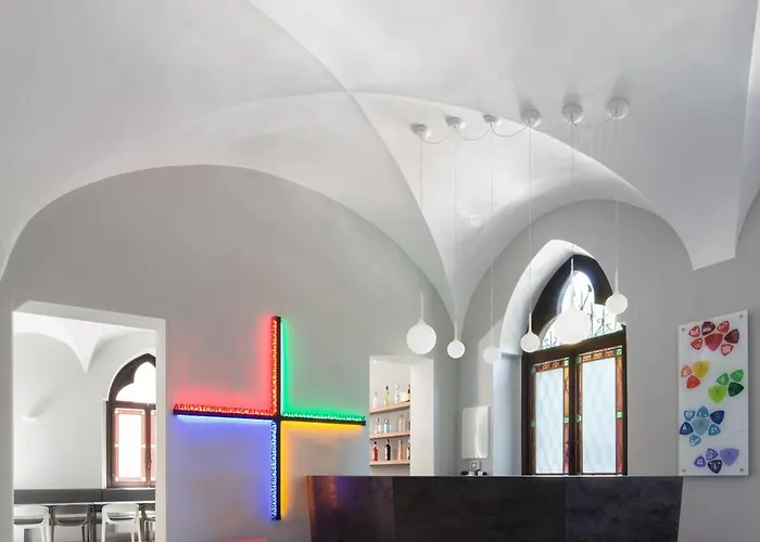 Babila & Bistrot Vandrarhem *